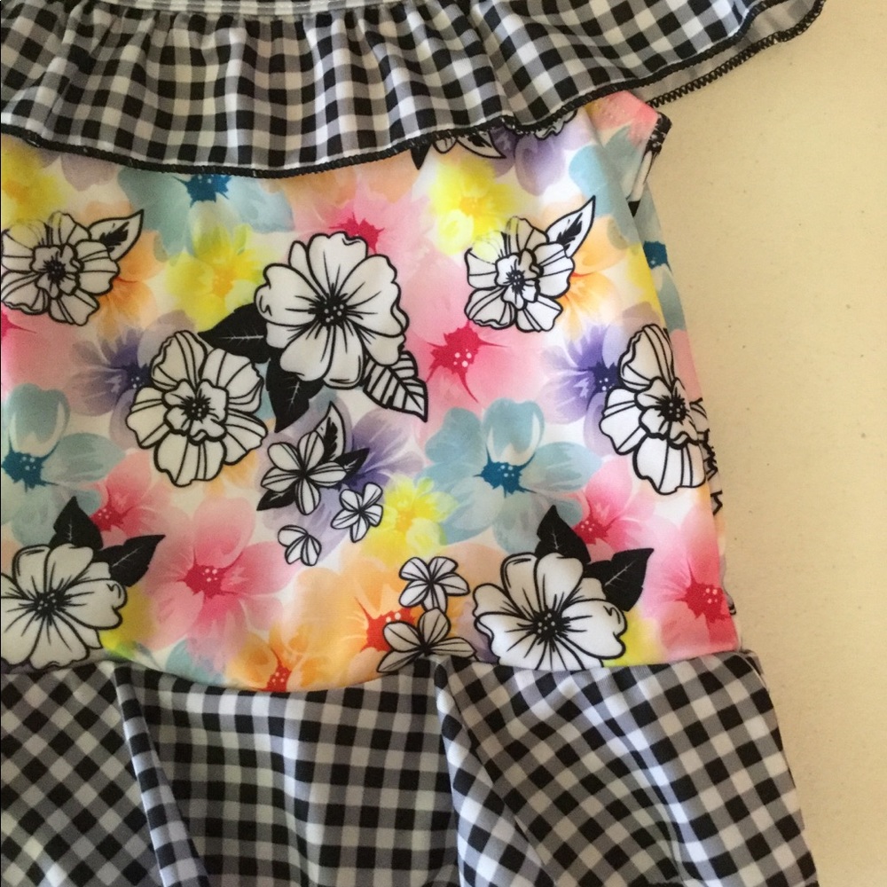 NWT Surf Zone sz 4/5 deep Navy gingham and floral - Picture 3 of 3